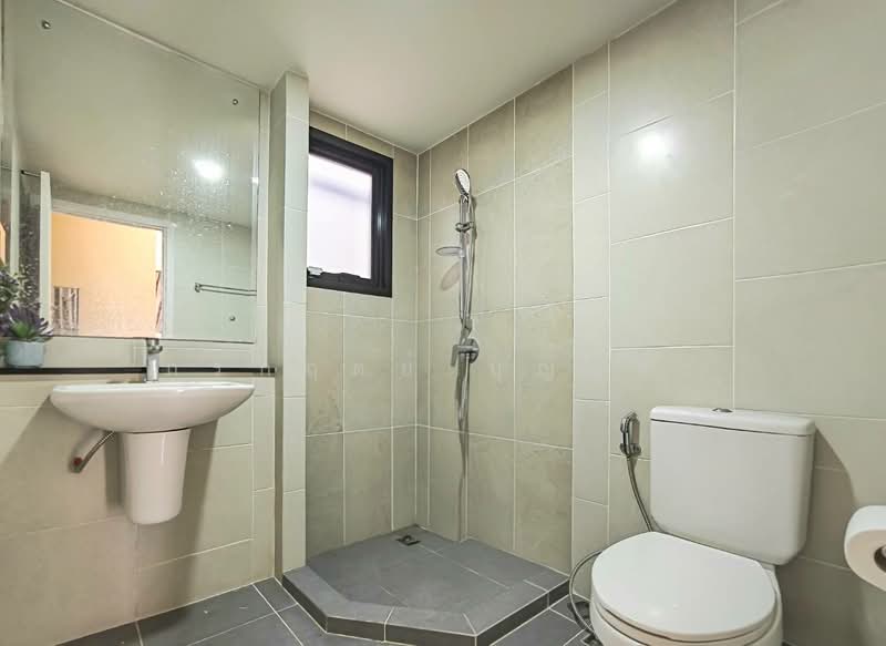 For Sale - Britania Kukot Station, Pathum Thani