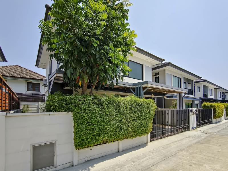 For Sale - Britania Kukot Station, Pathum Thani