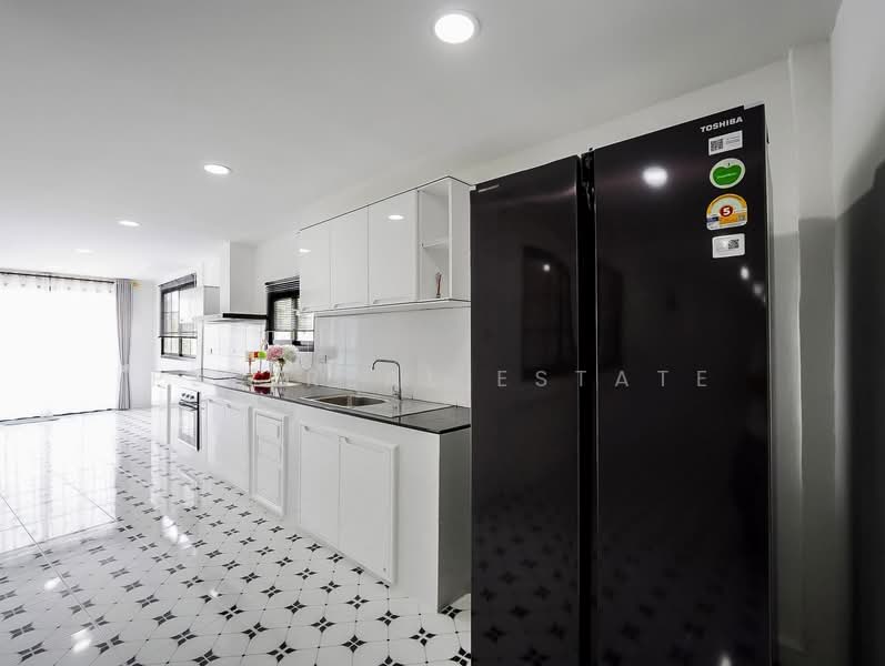 Centric Sea, Chon Buri (Pattaya), 268 Pattaya 2 Road, Na Kloe, Bang Lamung (Pattaya), Chon Buri (Pattaya), 1 Bedroom, 37 sqm, Condo For Sale, by PLC real estate, 500245565 - DDproperty.com