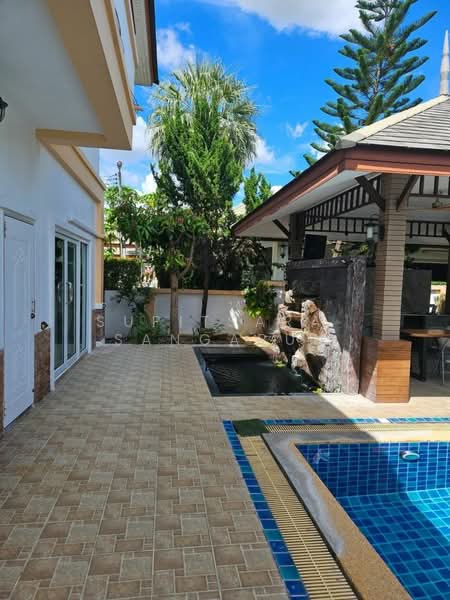 Baan Dusit Pattaya Lake, Chon Buri (Pattaya), Entrance Road, Huai Yai, Bang Lamung (Pattaya), Chon Buri (Pattaya), 4 Bedrooms, 300 sqm, Single Detached House For Sale, by Supitsara Sangarun, 500245581 - DDproperty.com