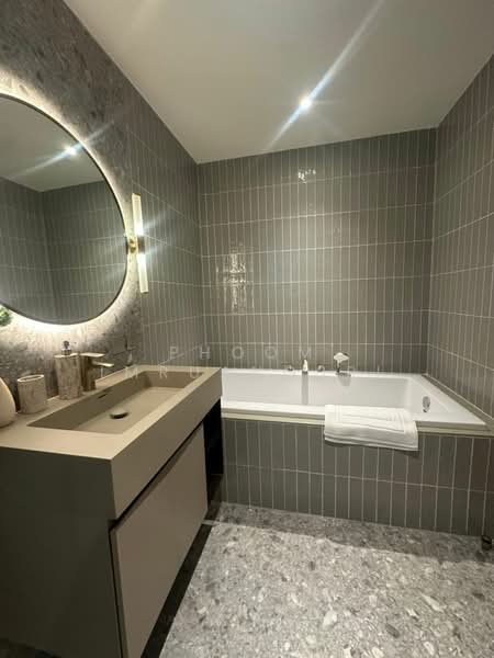 Via 34, Bangkok, 15 Soi Sukhumvit 34, Khong Tan, Khlong Toei, Bangkok, 1 Bedroom, 45 sqm, Condo For Rent, by Phoom Imruangsri, 500245592 - DDproperty.com