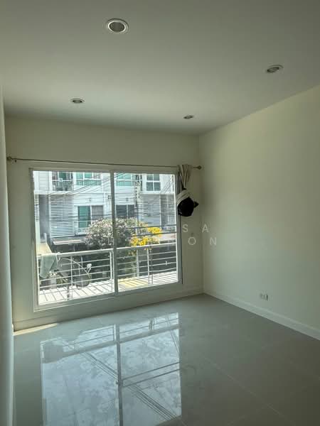 The Metro Rama 9, Bangkok, Soi 3/2, Prawet, Prawet, Bangkok, 3 Bedrooms, 150 sqm, Townhouse For Rent, by Natasa Techathonthanakhun, 500245597 - DDproperty.com