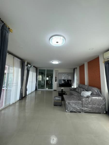 undefined, Chon Buri (Pattaya), Nong Pru, Bang Lamung (Pattaya), Chon Buri (Pattaya), 4 Bedrooms, 157 sqm, Villa For Rent, by Supitsara  Sangarun, 500245598 - DDproperty.com