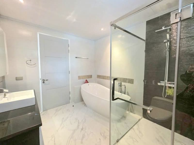 4 Bedroom Pool Villa for Sale in Jomtien Pattaya, Chon Buri (Pattaya), Bang Lamung, Bang Lamung (Pattaya), Chon Buri (Pattaya), 4 Bedrooms, 416 sqm, Villa For Sale, by PLC real estate, 500245605 - DDproperty.com