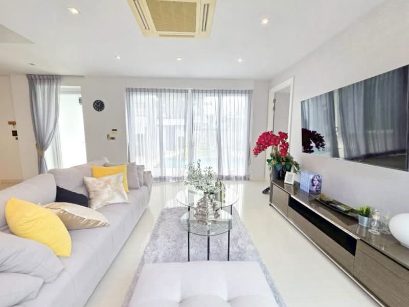 4 Bedroom Pool Villa for Sale in Jomtien Pattaya, Chon Buri (Pattaya), Bang Lamung, Bang Lamung (Pattaya), Chon Buri (Pattaya), 4 Bedrooms, 416 sqm, Villa For Sale, by PLC real estate, 500245605 - DDproperty.com