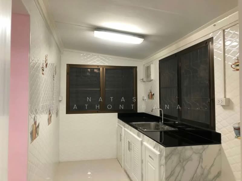 6-BR House, Bangkok, Ban Chang Lo, Bangkok Noi, Bangkok, 6 Bedrooms, 85 sqm, Single Detached House For Sale, by Natasa Techathonthanakhun, 500245611 - DDproperty.com