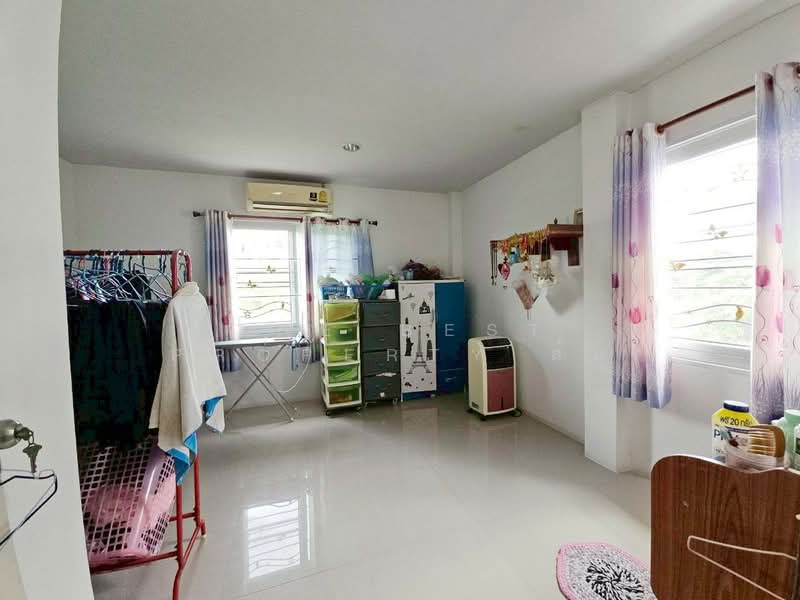 เอส วัน ทาวน์ ชลบุรี, Chon Buri (Pattaya), Map Pong, Phan Thong, Chon Buri (Pattaya), 2 Bedrooms, 92 sqm, Townhouse For Sale, by The Best Property ส้ม, 500245681 - DDproperty.com