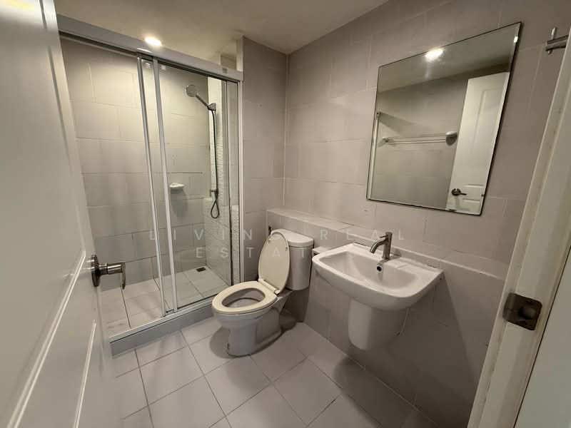 Elements Srinakarin, Bangkok, 43-1 Soi Supaphong 3, Intersection 4, Srinakarin Road, Nong Bon, Prawet, Bangkok, 1 Bedroom, 37 sqm, Condo For Sale, by Living Real Estates, 500245685 - DDproperty.com