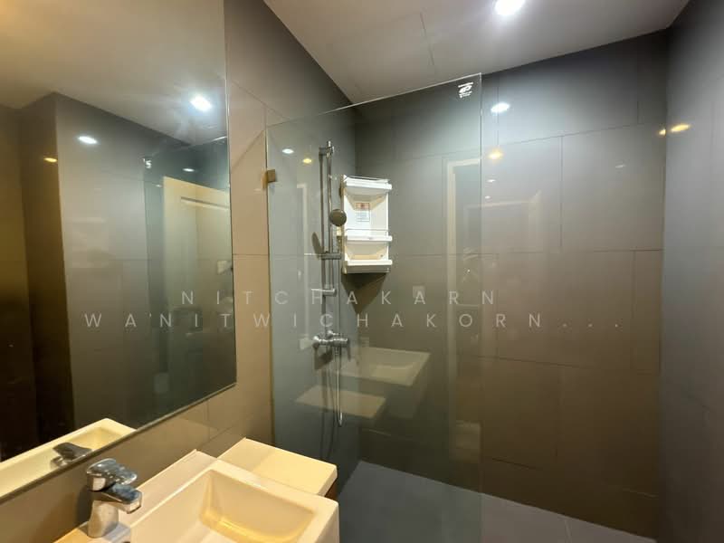 Noble Revo Silom, Bangkok, 88 Soi Surasak Surasak Road, Silom, Bang Rak, Bangkok, 1 Bedroom, 33 sqm, Condo For Sale, by Nitchakarn  Wanitwichakornkit , 500245701 - DDproperty.com