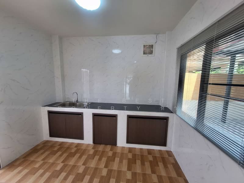 Baan Fah Green Park Village Rangsit Khlong 2, Pathum Thani, Khu Khot, Lam Luk Ka, Pathum Thani, 3 Bedrooms, 120 sqm, Single Detached House For Sale, by The Best Property หาญ, 500245734 - DDproperty.com