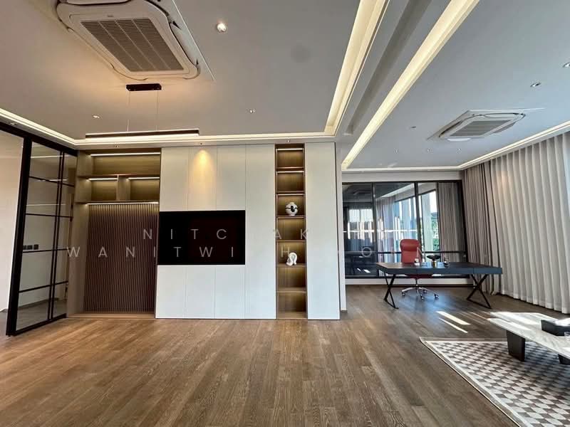 Siraninn Residences Pattanakarn, Bangkok, 585 Phatthanakan 32, Suan Luang, Suan Luang, Bangkok, 5 Bedrooms, 650 sqm, Single Detached House For Rent, by Nitchakarn  Wanitwichakornkit , 500245749 - DDproperty.com