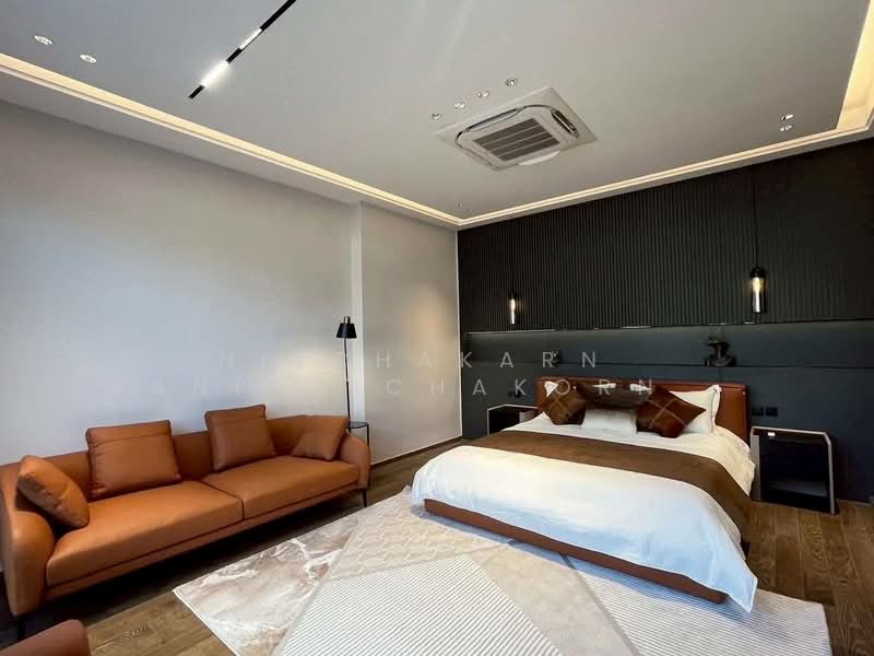 Siraninn Residences Pattanakarn, Bangkok, 585 Phatthanakan 32, Suan Luang, Suan Luang, Bangkok, 5 Bedrooms, 650 sqm, Single Detached House For Rent, by Nitchakarn  Wanitwichakornkit , 500245749 - DDproperty.com