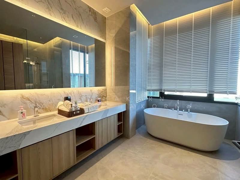 Siraninn Residences Pattanakarn, Bangkok, 585 Phatthanakan 32, Suan Luang, Suan Luang, Bangkok, 5 Bedrooms, 650 sqm, Single Detached House For Rent, by Nitchakarn  Wanitwichakornkit , 500245749 - DDproperty.com