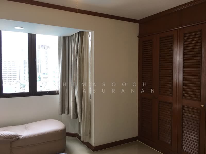 Omni Tower Sukhumvit Nana, Bangkok, 69 Sukhumvit 4 Alley, Khlong Toei, Khlong Toei, Bangkok, 2 Bedrooms, 76 sqm, Condo For Sale, by Khemasooch Chiraburanan, 500245756 - DDproperty.com