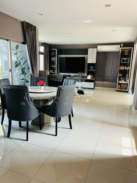 undefined, Bangkok, Saphan Sung, Saphan Sung, Bangkok, 5 Bedrooms, 222 sqm, Single Detached House For Rent, by Nitchakarn Wanitwichakornkit , 500245767 - DDproperty.com