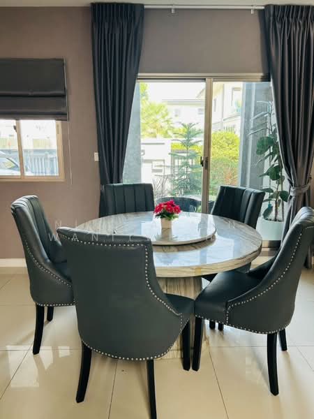 undefined, Bangkok, Saphan Sung, Saphan Sung, Bangkok, 5 Bedrooms, 222 sqm, Single Detached House For Rent, by Nitchakarn Wanitwichakornkit , 500245767 - DDproperty.com