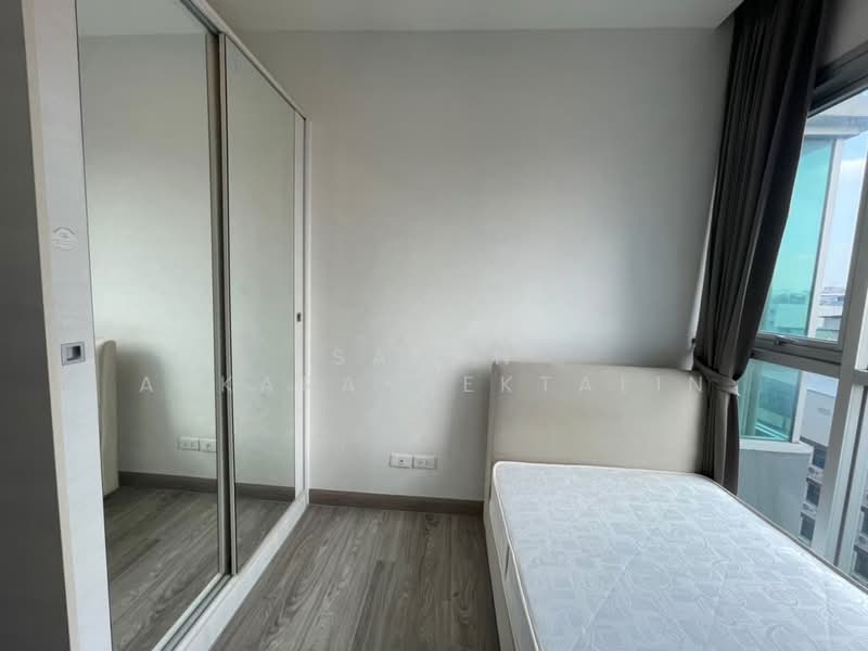 Life Ratchadapisek, Bangkok, 279 Ratchadapisaek Road, Huai Khwang, Huai Khwang, Bangkok, 2 Bedrooms, 65 sqm, Condo For Rent, by Sakan Akkara-aektalin, 500245780 - DDproperty.com