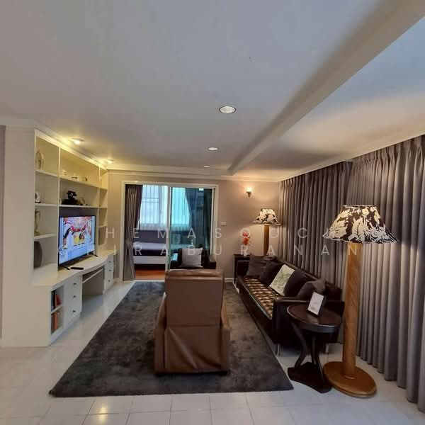 Supalai Place Sukhumvit 39, Bangkok, 175-179 Soi Sukhumvit 39 Sukhumvit Road, Khlong Tan Nua, Watthana, Bangkok, 2 Bedrooms, 142 sqm, Condo For Sale, by Khemasooch Chiraburanan, 500245791 - DDproperty.com