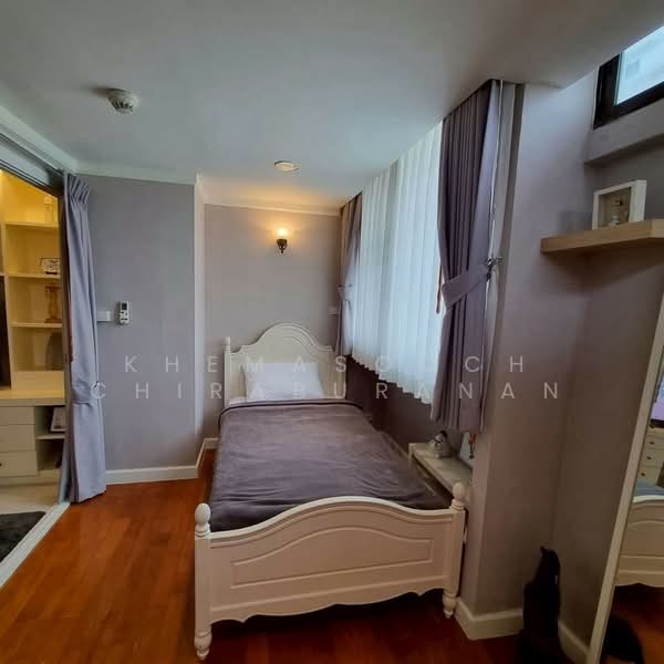 Supalai Place Sukhumvit 39, Bangkok, 175-179 Soi Sukhumvit 39 Sukhumvit Road, Khlong Tan Nua, Watthana, Bangkok, 2 Bedrooms, 142 sqm, Condo For Sale, by Khemasooch Chiraburanan, 500245791 - DDproperty.com