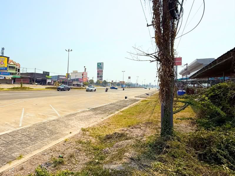 Prime land for sale, Opposite Robinson, Kamphaeng Phet, Kamphaeng Phet, ถนนเจริญสุข, Nai Muang, Muang Kamphaeng Phet, Kamphaeng Phet, , 672 sqm, Land For Sale, by Thitirat Puapaiboon, 500245797 - DDproperty.com