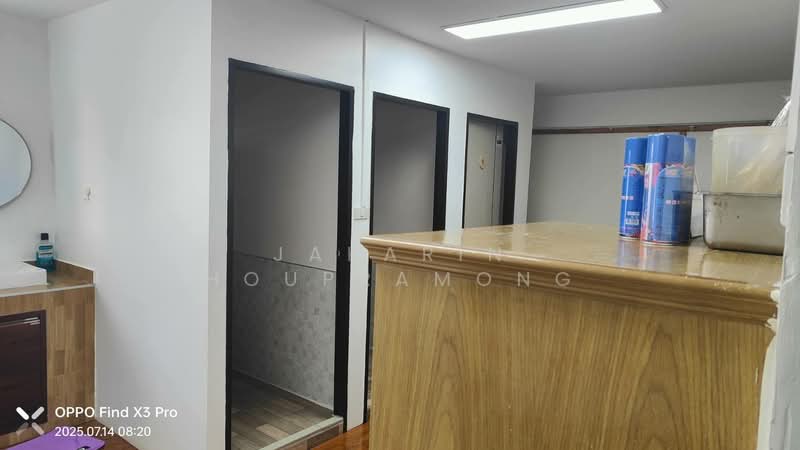 ให้เช่าโกดัง เฉลิมพระเกียรติร. 9 ประเวศ กรุงเทพ 1,214 ตรม, Bangkok, Nong Bon, Prawet, Bangkok, , 1,214 sqm, Warehouse/Factory For Rent, by Jakarin Houpramong, 500245803 - DDproperty.com