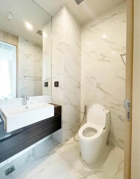 Noble BE19 Sukhumvit, Bangkok, 89 Sukhumvit 19 Alley, Khlong Tan Nua, Watthana, Bangkok, 1 Bedroom, 35 sqm, Condo For Rent, by Pawanrat Panchawanon, 500245867 - DDproperty.com