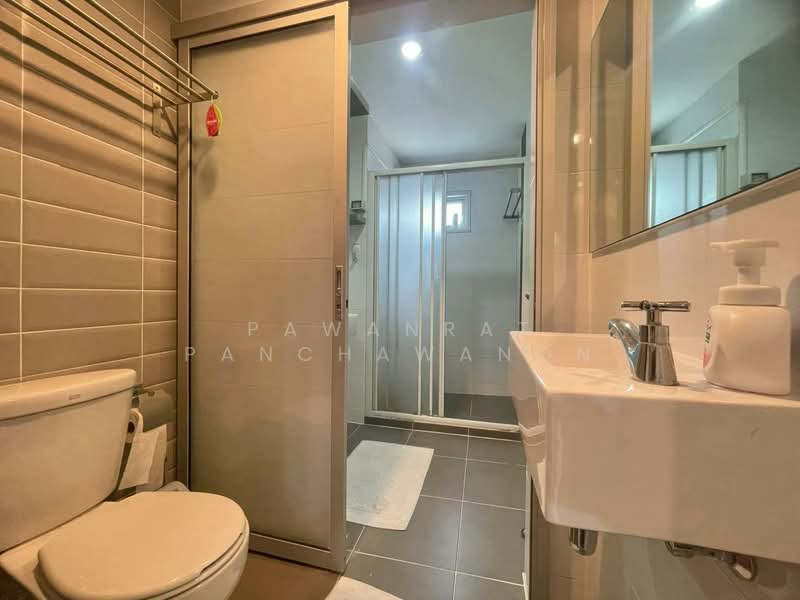 Aspire Rama 9, Bangkok, Soi Rama 9, Rama 9 Road, Huai Khwang, Huai Khwang, Bangkok, 2 Bedrooms, 50 sqm, Condo For Rent, by Pawanrat Panchawanon, 500245873 - DDproperty.com