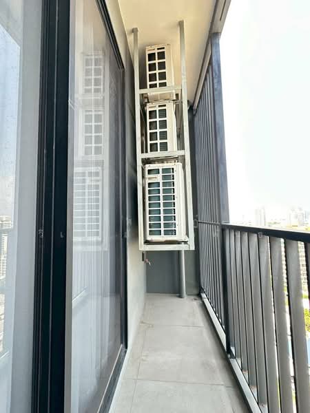 Maru Ekkamai 2, Bangkok, 70-5 Sukhumvit 63 Road, Phra Kanong Nua, Watthana, Bangkok, 2 Bedrooms, 60 sqm, Condo For Rent, by ทศวัฏฏ์ วิเศษสัมมาพันธ์, 500245885 - DDproperty.com