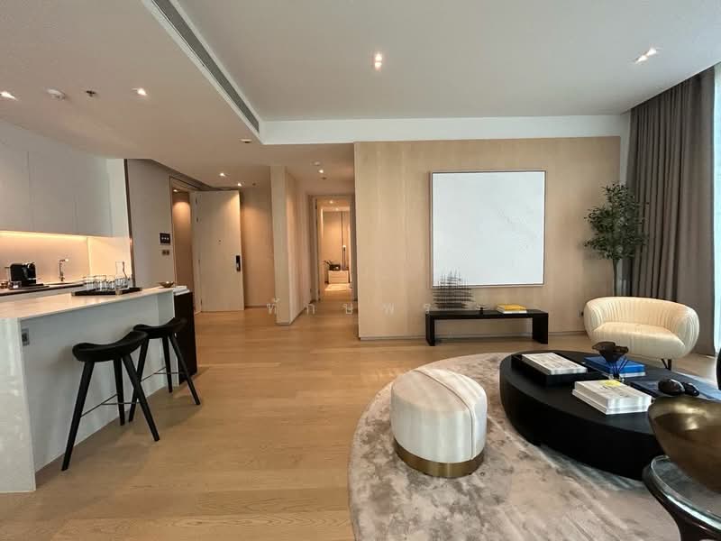 The Strand Thonglor, Bangkok, 36 Soi Sukhumvit 55, Khlong Tan Nua, Watthana, Bangkok, 2 Bedrooms, 90 sqm, Condo For Sale, by ทักษพร, 500245930 - DDproperty.com