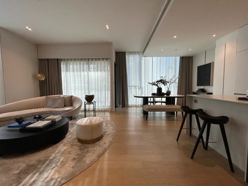 The Strand Thonglor, Bangkok, 36 Soi Sukhumvit 55, Khlong Tan Nua, Watthana, Bangkok, 2 Bedrooms, 90 sqm, Condo For Sale, by ทักษพร, 500245930 - DDproperty.com