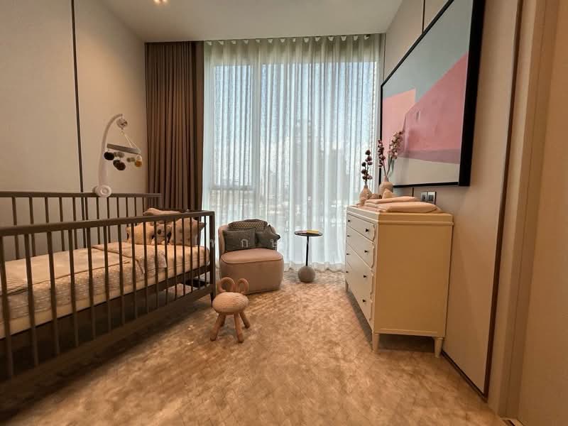 The Strand Thonglor, Bangkok, 36 Soi Sukhumvit 55, Khlong Tan Nua, Watthana, Bangkok, 2 Bedrooms, 90 sqm, Condo For Sale, by ทักษพร, 500245930 - DDproperty.com