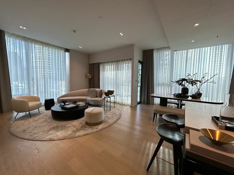 The Strand Thonglor, Bangkok, 36 Soi Sukhumvit 55, Khlong Tan Nua, Watthana, Bangkok, 2 Bedrooms, 90 sqm, Condo For Sale, by ทักษพร, 500245930 - DDproperty.com