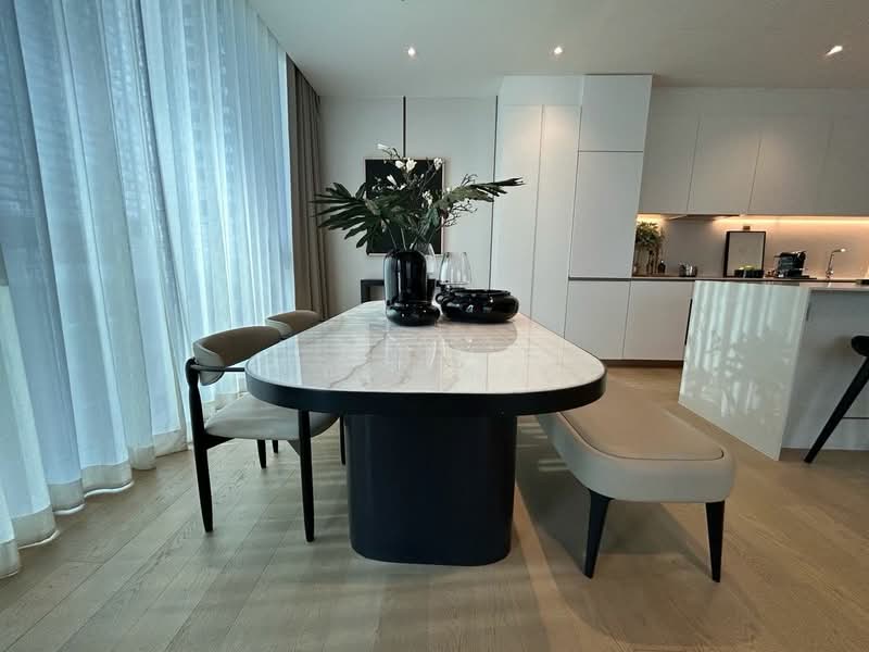 The Strand Thonglor, Bangkok, 36 Soi Sukhumvit 55, Khlong Tan Nua, Watthana, Bangkok, 2 Bedrooms, 90 sqm, Condo For Sale, by ทักษพร, 500245930 - DDproperty.com