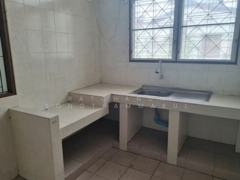 undefined, Bangkok, Khlong Tanon, Sai Mai, Bangkok, 3 Bedrooms, 150 sqm, Townhouse For Sale, by Ratchanon Songthammakul, 500245931 - DDproperty.com