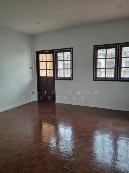 undefined, Bangkok, Khlong Tanon, Sai Mai, Bangkok, 3 Bedrooms, 150 sqm, Townhouse For Sale, by Ratchanon Songthammakul, 500245931 - DDproperty.com