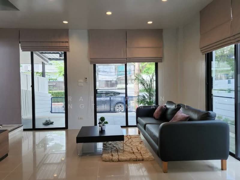 Areeya Mandarina Sukhumvit 77, Bangkok, Sukhumvit 77 Road (On Nut), Suan Luang, Suan Luang, Bangkok, 3 Bedrooms, 132 sqm, Townhouse For Rent, by Ratchanon Songthammakul, 500245955 - DDproperty.com