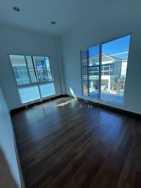 undefined, Bangkok, Bang Chun, Khlong Sam Wa, Bangkok, 3 Bedrooms, 204 sqm, Single Detached House For Sale, by Ratchanon Songthammakul, 500246017 - DDproperty.com