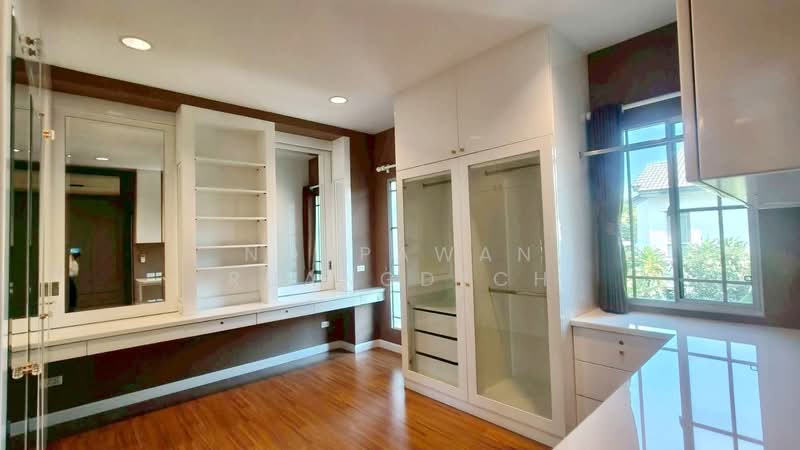 ให้เช่า บ้านเดี่ยว 2 ชั้น ถนนศรีนครินทร์ ใกล้ รพ.เปาโล สมุทรปราการ และทางด่วนกาญจนาภิเษกวงแหวนรอบนอก, Samut Prakan, Bang Kaeo, Bang Plee, Samut Prakan, 3 Bedrooms, 197 sqm, Single Detached House For Rent, by Noppawan Ruangdech, 500246021 - DDproperty.com