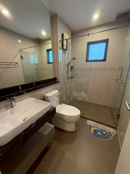 Burasiri Pattanakarn, Bangkok, New Pattanakarn Road, Prawet, Prawet, Bangkok, 4 Bedrooms, 300 sqm, Single Detached House For Rent, by Yanisa Nakklai, 500246028 - DDproperty.com