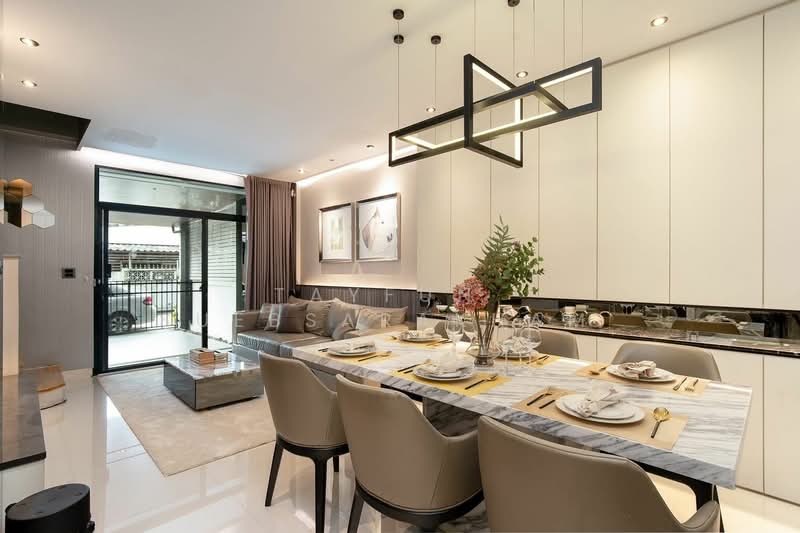 undefined, Bangkok, Lat Phrao, Lat Phrao, Bangkok, 3 Bedrooms, 180 sqm, Townhouse For Rent, by Tayfun Suebsarakham , 500246052 - DDproperty.com