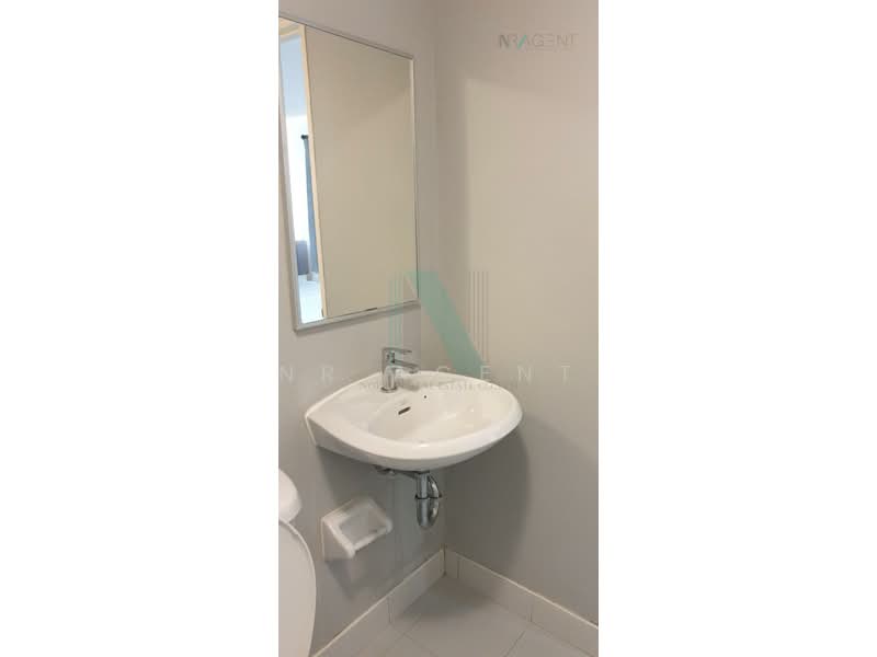 Lumpini Condo Town Romklao-Suvarnabhumi, Bangkok, Rom Klao Road 1, Khlong Sam Prawet, Lat Krabang, Bangkok, Studio, 22 sqm, Condo For Sale, by NR AGENT, 500246061 - DDproperty.com