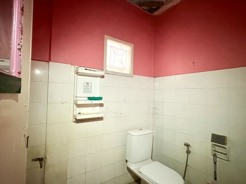 ทาวน์เฮ้าส์บ้านกล้วย ชัยนาท, Chai Nat, Ban Kluai, Muang Chai Nat, Chai Nat, 2 Bedrooms, 100 sqm, Townhouse For Sale, by The Best Property ต้นอ้อ, 500246128 - DDproperty.com