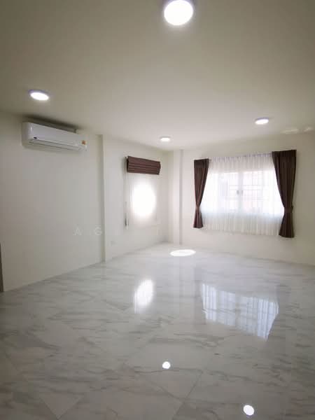 2-story detached house for rent in Ladprao area (SPSAD3930), Bangkok, Samsen Nok, Huai Khwang, Bangkok, 3 Bedrooms, 170 sqm, Single Detached House For Rent, by Agent Pla, 500246179 - DDproperty.com