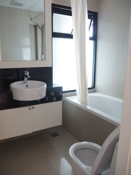 Sathorn Gardens, Bangkok, 39 South Sathorn Road, Thung Maha Mek, Sathon, Bangkok, 1 Bedroom, 79 sqm, Condo For Rent, by Tanakrit Chotbuddkayan, 500246180 - DDproperty.com