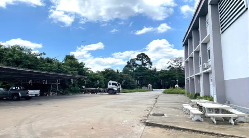 ขายโกดัง/โรงงาน เนื้อที่ 24-3-78.9 ไร่ ทางไปตระการพืชผล ต.ไร่น้อย อ.เมืองฯ จ.อุบลราชธานี, Ubon Ratchathani, อุบล-ตระการพืชผล, Rai Noi, Muang Ubon Ratchathani, Ubon Ratchathani, , 14,328 sqm, Warehouse/Factory For Sale, by คุณปริวรรตน์ (Ten), 500246183 - DDproperty.com