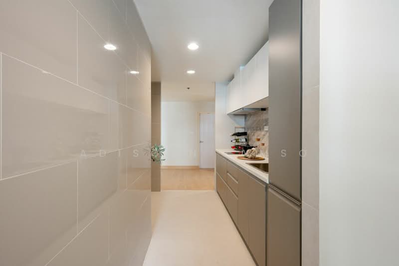 The Waterford Diamond Tower Sukhumvit, Bangkok, 758/18 Soi Sukhumvit 30/1, Sukhumvit Road, Khlong Toei, Khlong Toei, Bangkok, 2 Bedrooms, 144 sqm, Condo For Sale, by Adisorn Eamso, 500246184 - DDproperty.com