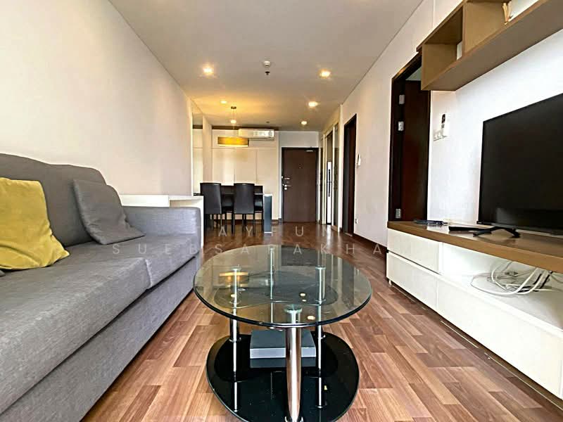 Le Luk Condominium, Bangkok, 1599 291 Sukhumvit Rd, Phra Kanong Nua, Watthana, Bangkok, 1 Bedroom, 52 sqm, Condo For Rent, by Tayfun  Suebsarakham , 500246201 - DDproperty.com
