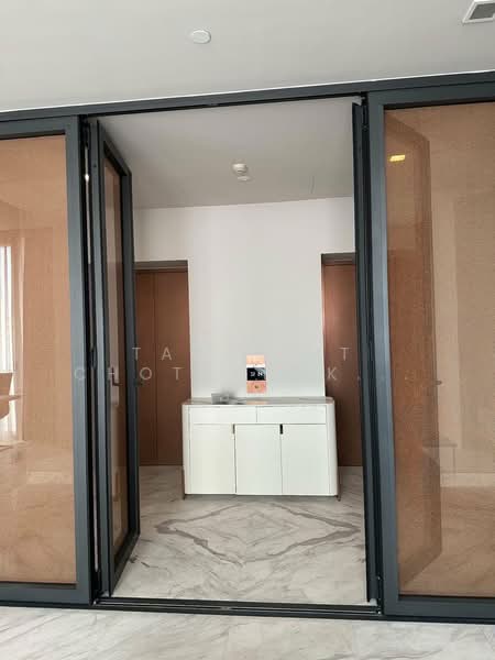 The Monument Thonglor, Bangkok, 998 Thonglor Road, Khlong Tan Nua, Watthana, Bangkok, 2 Bedrooms, 125 sqm, Condo For Rent, by Tanakrit Chotbuddkayan, 500246237 - DDproperty.com