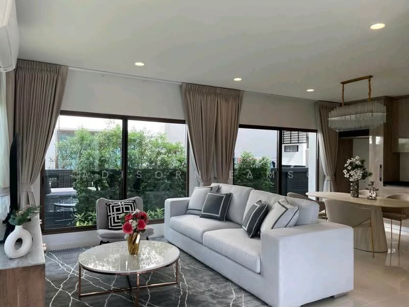 Burasiri Krungthep Kreetha, Bangkok, 95 Soi Pracha Ruam Chai, Hua Mak, Bang Kapi, Bangkok, 4 Bedrooms, 238 sqm, Single Detached House For Rent, by Adisorn Eamso, 500246243 - DDproperty.com