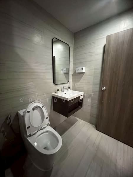 Metris Ladprao, Bangkok, Lat Phrao Road, Jom Phon, Chatuchak, Bangkok, 1 Bedroom, 31 sqm, Condo For Rent, by Tanakrit Chotbuddkayan, 500246253 - DDproperty.com